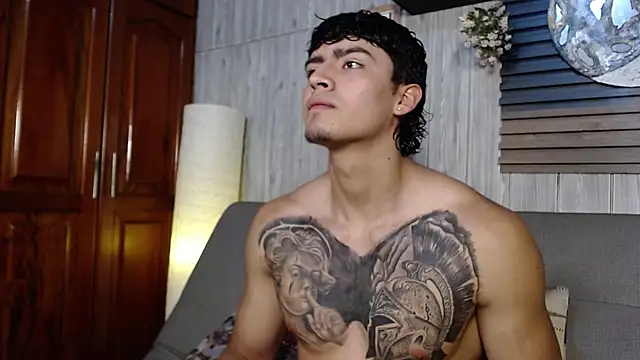 Snapshot of elliot_colton chatting on February 2026 07:43:01 PM elliot colton online show from February 2026 07:43:01 PM