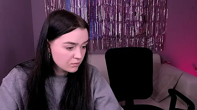 monica xcx online show from February 2026 08:29:01 PM