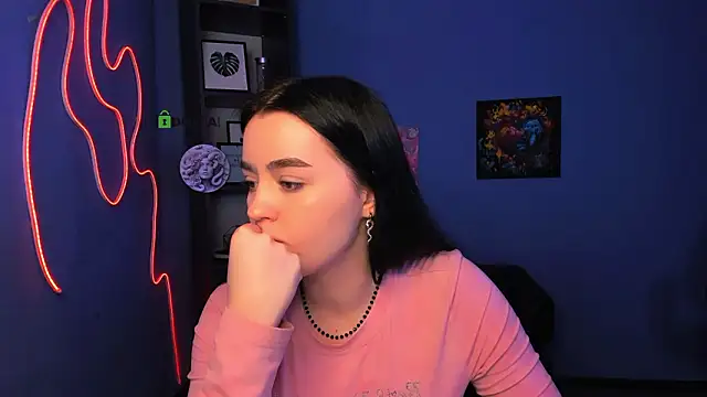 monica xcx online show from March 2026 08:13:01 PM