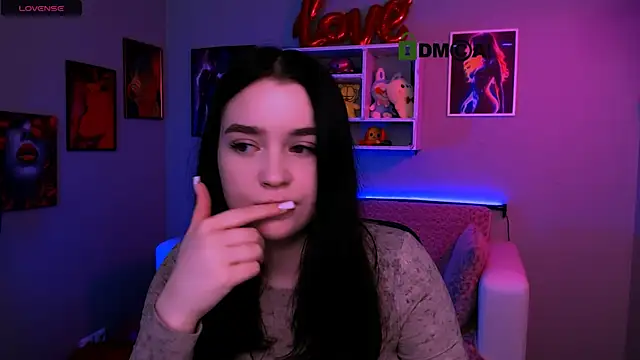 monica xcx online show from April 2026 07:22:01 PM