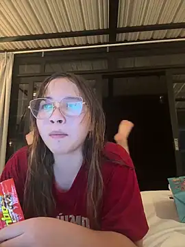 AliciaWhite nt online show from May 2026 12:06:02 AM