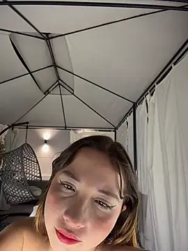 AliciaWhite nt online show from May 2026 01:43:02 AM