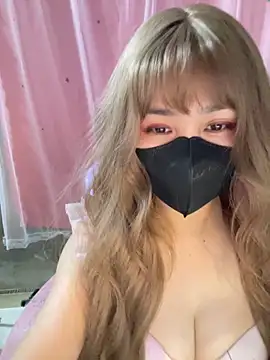 -Violet-t online show from May 2026 12:12:01 PM