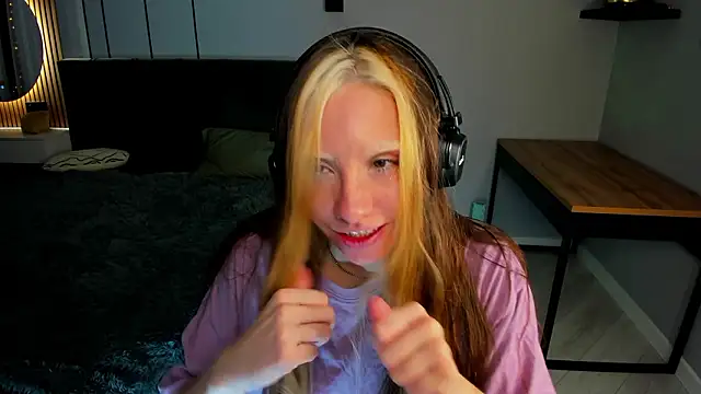 Elizaveta Brown online show from February 2026 08:14:02 PM