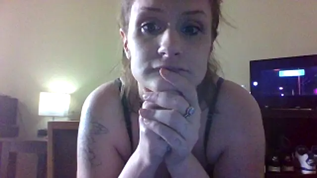 Snapshot of ASH_Blondie_Slut chatting on February 2026 05:44:02 PM ASH Blondie Slut online show from February 2026 05:44:02 PM