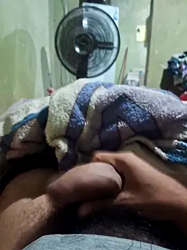 Snapshot of Utaca02 chatting on February 2026 12:47:02 AM Utaca02 online show from February 2026 12:47:02 AM