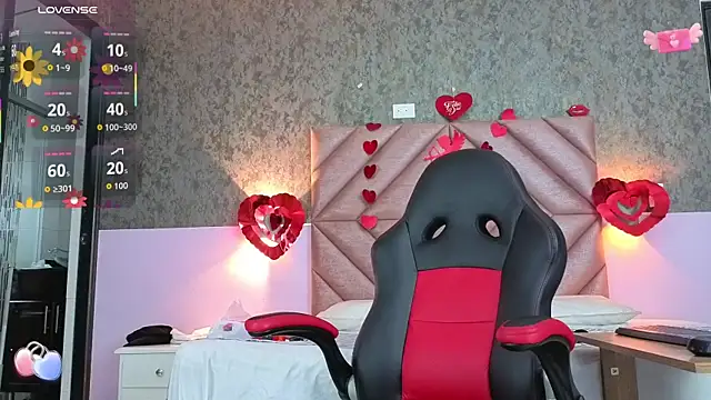 tabata monroe online show from February 2026 07:43:01 PM