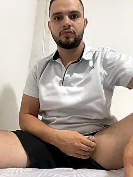 Snapshot of lucio-x chatting on January 2026 03:47:01 PM lucio-x online show from January 2026 03:47:01 PM