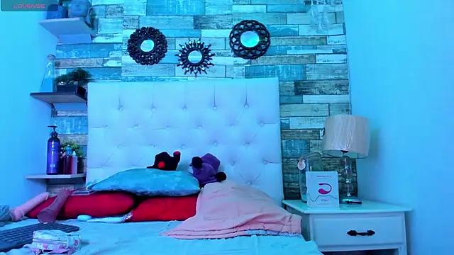 Snapshot of Scaarlett_prince chatting on February 2026 12:43:02 PM Scaarlett prince online show from February 2026 12:43:02 PM