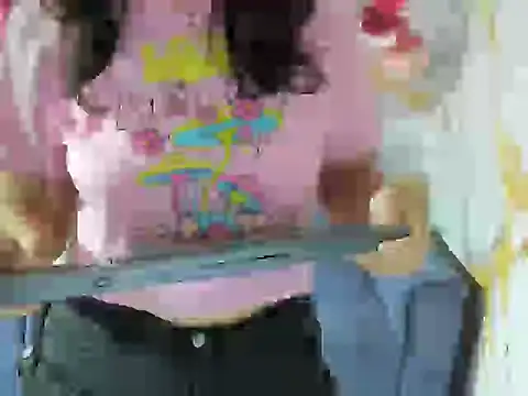 MiaBella18 online show from February 2026 06:59:02 PM