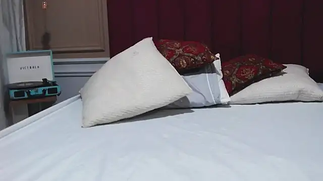 Snapshot of GiaTegel chatting on February 2026 10:39:01 PM GiaTegel online show from February 2026 10:39:01 PM