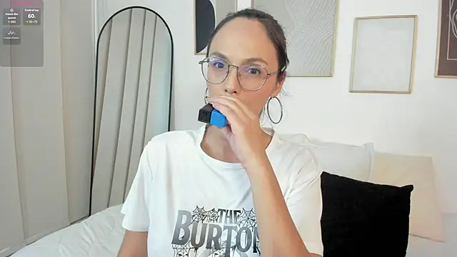 Julianneharris online show from March 2026 02:41:02 PM