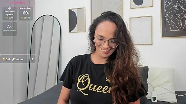 Julianneharris online show from March 2026 03:31:01 PM