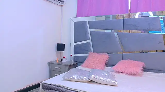 Snapshot of Scook_Gray_ chatting on January 2026 08:47:01 PM Scook Gray online show from January 2026 08:47:01 PM