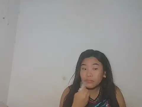 Zyeiii online show from May 2026 08:47:02 PM