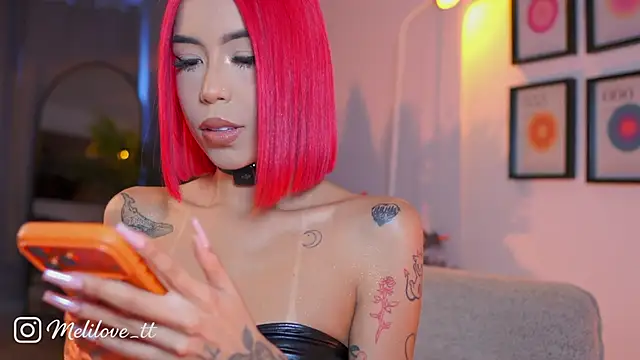 MelyTaylor  online show from May 2026 10:06:02 PM