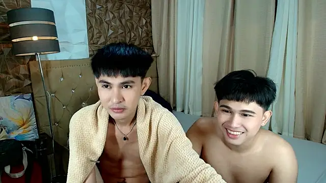 Snapshot of davincihugecock chatting on January 2026 05:06:02 PM davincihugecock online show from January 2026 05:06:02 PM