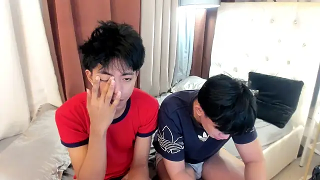 davincihugecock online show from May 2026 10:04:01 PM