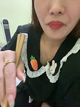 Snapshot of Angela_loveee chatting on January 2026 05:05:02 PM Angela loveee online show from January 2026 05:05:02 PM