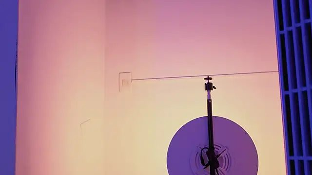 Snapshot of nova_salvatore chatting on February 2026 03:59:02 AM nova salvatore online show from February 2026 03:59:02 AM