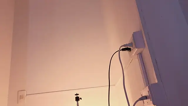 Snapshot of nova_salvatore chatting on February 2026 03:54:01 AM nova salvatore online show from February 2026 03:54:01 AM