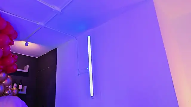 Snapshot of nova_salvatore chatting on February 2026 04:07:01 AM nova salvatore online show from February 2026 04:07:01 AM