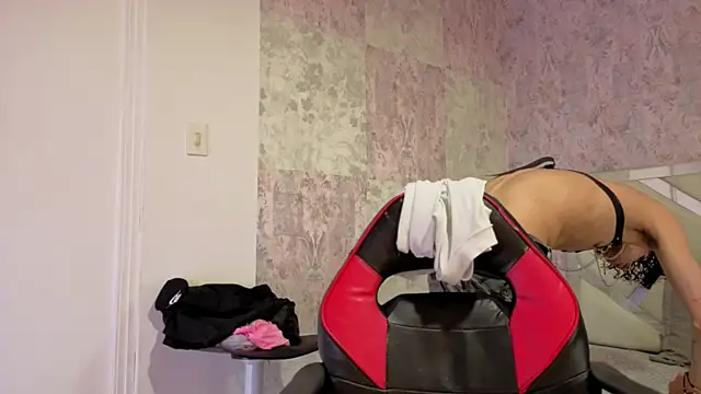 Snapshot of nova_salvatore chatting on February 2026 12:05:02 PM nova salvatore online show from February 2026 12:05:02 PM