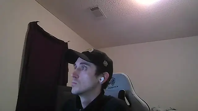 maxrydez online show from February 2026 12:00:02 AM