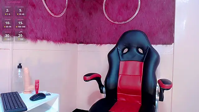 Snapshot of Isabella_Kirk chatting on February 2026 07:31:01 PM Isabella Kirk online show from February 2026 07:31:01 PM