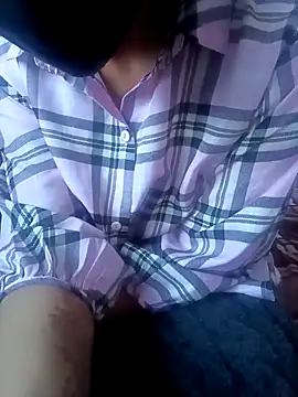 Snapshot of eddy_girl chatting on February 2026 06:21:01 AM eddy girl online show from February 2026 06:21:01 AM