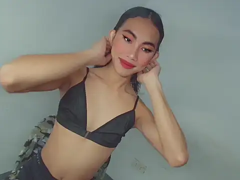 Snapshot of Massivecockfiona chatting on February 2026 05:50:01 AM Massivecockfiona online show from February 2026 05:50:01 AM