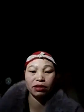 Snapshot of miray- chatting on January 2026 09:33:01 AM miray- online show from January 2026 09:33:01 AM