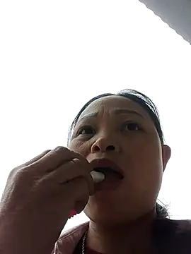 Snapshot of miray- chatting on February 2026 04:19:02 AM miray- online show from February 2026 04:19:02 AM