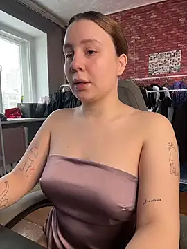 AnnaSeint online show from March 2026 10:39:01 AM