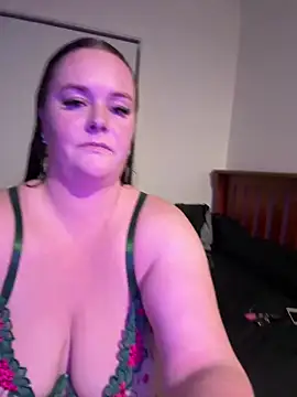 carinabro10 online show from May 2026 08:22:02 AM