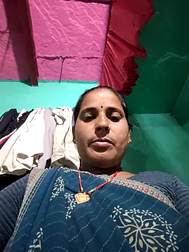 Snapshot of Reena_lodha chatting on March 2026 04:00:02 PM Reena lodha online show from March 2026 04:00:02 PM