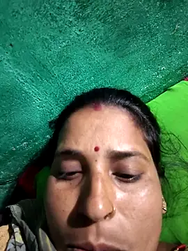 Snapshot of Reena_lodha chatting on March 2026 04:43:01 PM Reena lodha online show from March 2026 04:43:01 PM