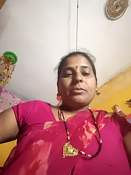 Snapshot of Reena_lodha chatting on April 2026 07:08:01 PM Reena lodha online show from April 2026 07:08:01 PM