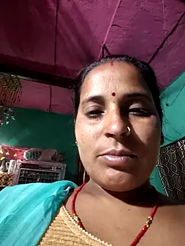 Snapshot of Reena_lodha chatting on April 2026 10:00:01 AM Reena lodha online show from April 2026 10:00:01 AM