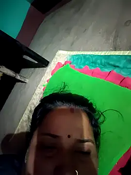Snapshot of Reena_lodha chatting on April 2026 11:07:02 PM Reena lodha online show from April 2026 11:07:02 PM
