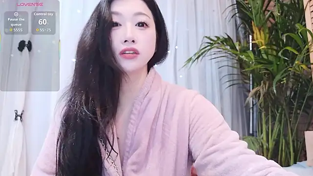 Snapshot of neinei_bao chatting on February 2026 05:15:01 AM neinei bao online show from February 2026 05:15:01 AM