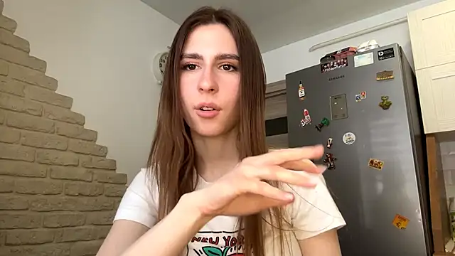 Snapshot of ElsieKuhlmann chatting on February 2026 06:26:01 AM ElsieKuhlmann online show from February 2026 06:26:01 AM