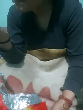 Snapshot of Lovebird2006 chatting on January 2026 04:56:02 PM Lovebird2006 online show from January 2026 04:56:02 PM