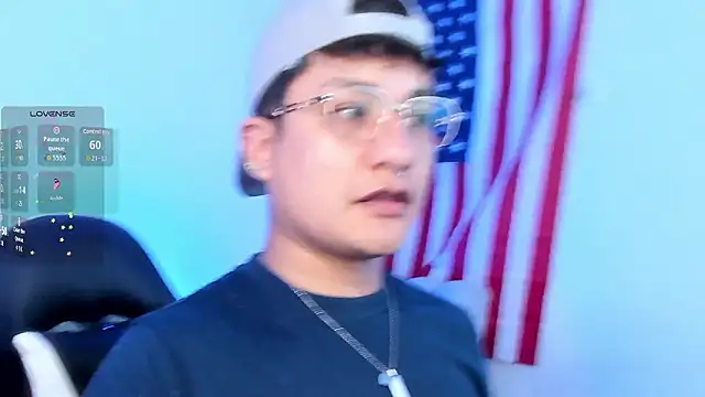 Snapshot of Theo_Rowan chatting on February 2026 08:04:01 PM Theo Rowan online show from February 2026 08:04:01 PM