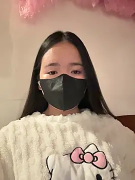 Gwen879 online show from February 2026 12:48:01 AM