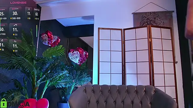 JulietNova online show from February 2026 05:06:02 AM