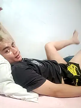 Snapshot of B0ricat chatting on January 2026 03:14:02 PM B0ricat online show from January 2026 03:14:02 PM