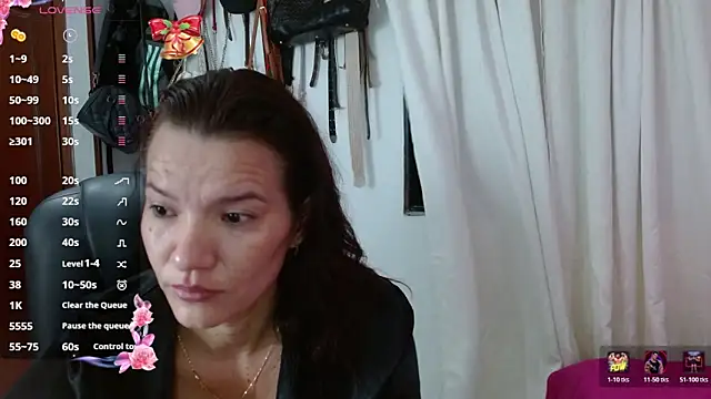 Scarlett 3X online show from January 2026 09:35:01 AM