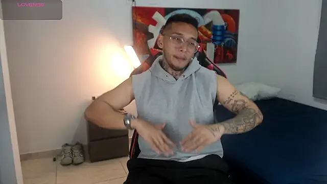 Snapshot of EvanVelvet chatting on February 2026 01:26:01 AM EvanVelvet online show from February 2026 01:26:01 AM