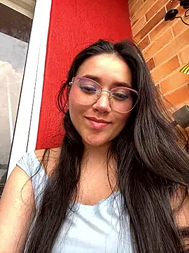 Veronica Wins  online show from March 2026 06:25:02 PM